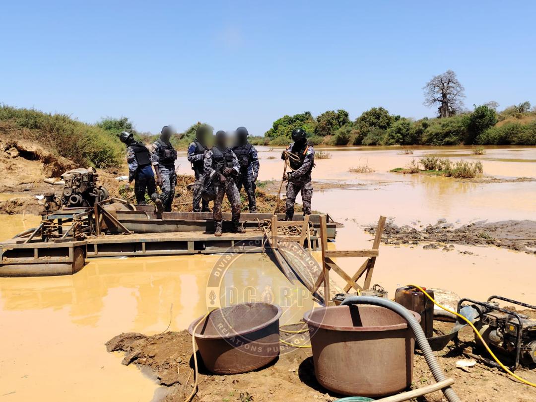 Lutte contre l'exploitation illégales des ressources minières: un site d’orpaillage clandestin démantelé à SORETO (BAKEL) - Image 1